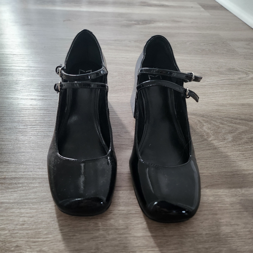 Marc Fisher Black Women's Mary Jane Shoes
